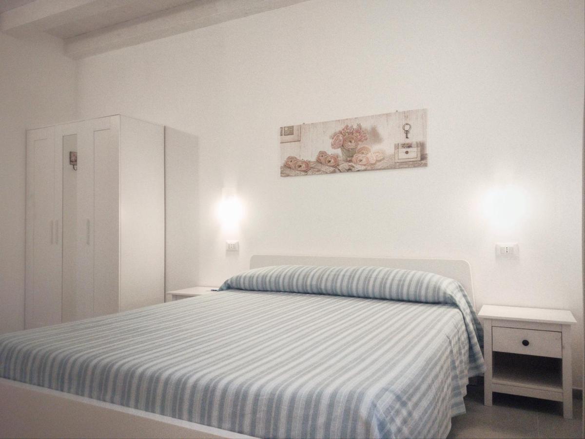 B&B Il Lupo E La Quercia Castelnuovo Magra Eksteriør bilde