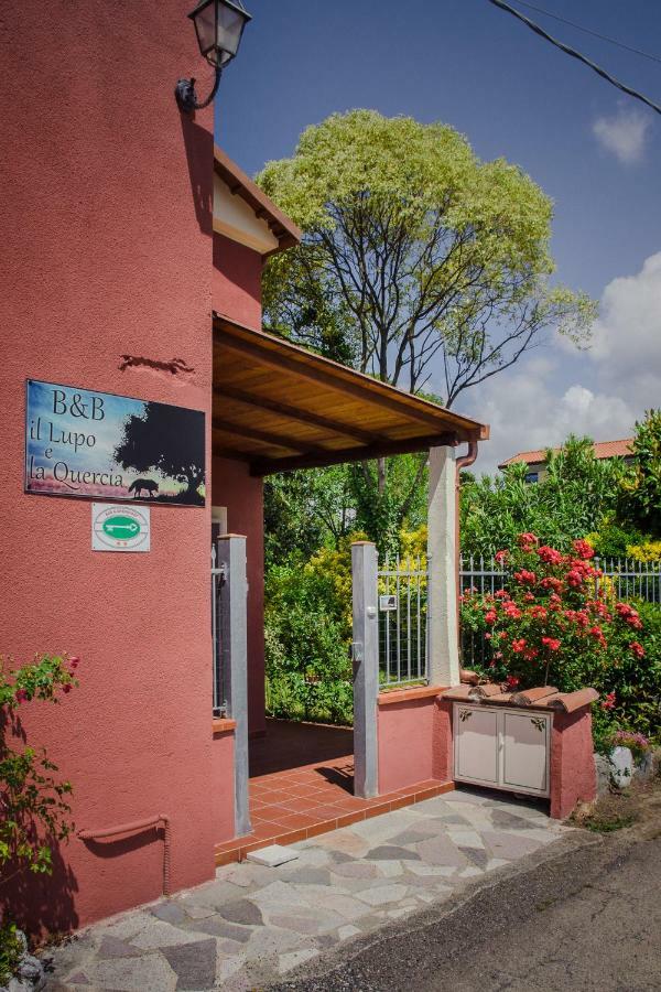 B&B Il Lupo E La Quercia Castelnuovo Magra Eksteriør bilde